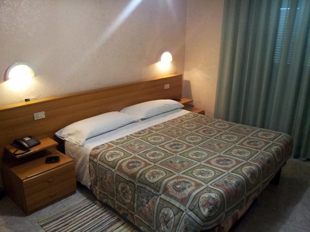 Hotel Acapulco Milano Phòng bức ảnh