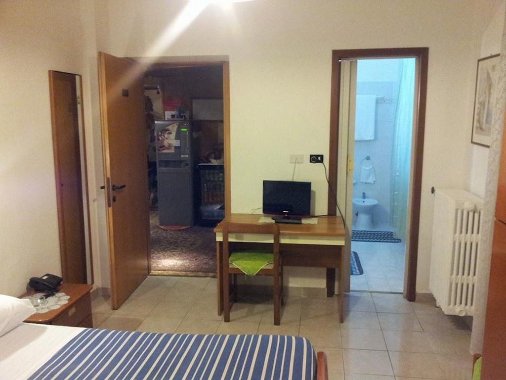 Hotel Acapulco Milano Ngoại thất bức ảnh
